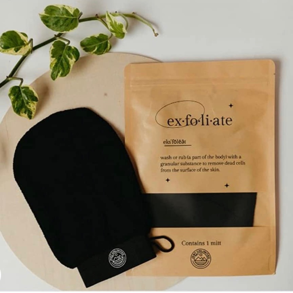 NWT-Exfoliating mitt - Picture 1 of 2